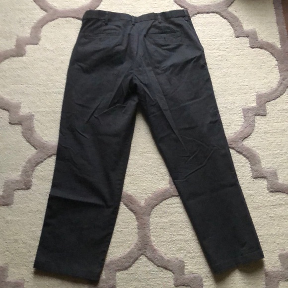 Dockers Relaxed fit Dress Pants 34x30 - Picture 2 of 2